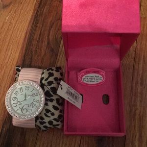 Brand new Betsey Johnson watch-( expansion band)